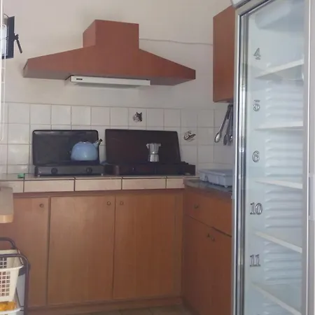 Konukevi Gorgona Alikí
