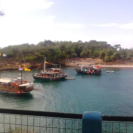Gorgona Konukevi Alikí