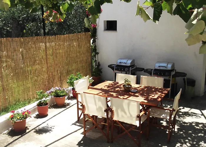 ゲストハウス Gorgona 3*