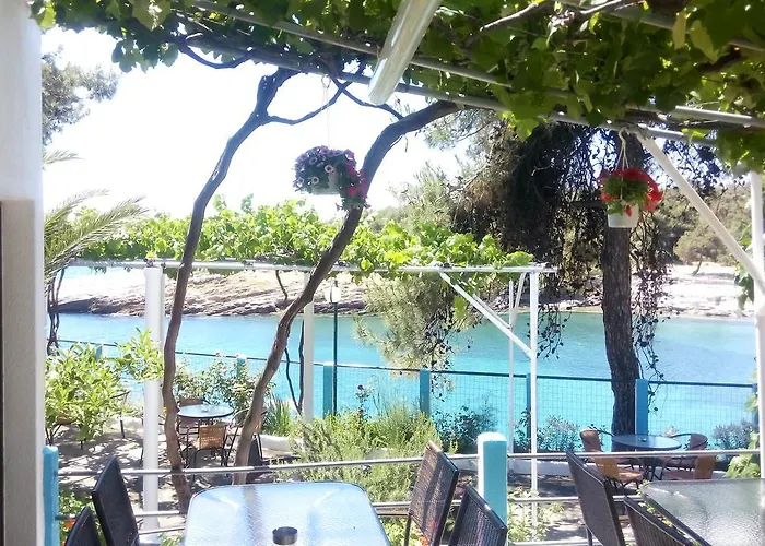 Gorgona ゲストハウス Alikí